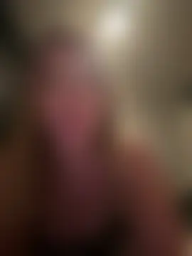 Chloemillerrxx's Live Sex Cam Show