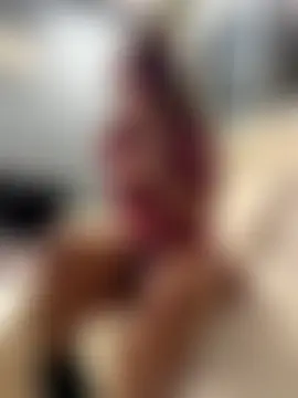 therealbeverlycious' Live Sex Cam Show