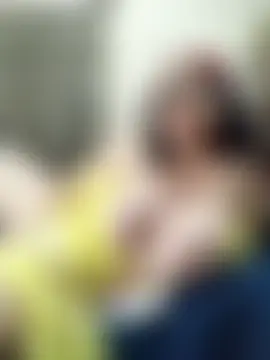 Lucia8600's Live Sex Cam Show