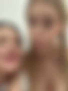 kira_mia's Live Sex Cam Show