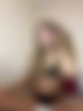 Angelloverxo's Live Sex Cam Show