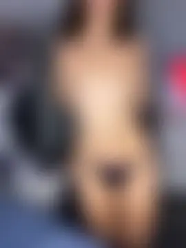 maisie_goldxx's Webcam Show