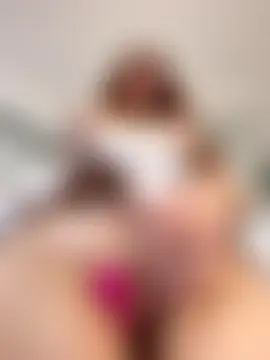 MilaRed69's Live Sex Cam Show