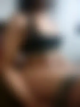 Caramel_Lights' Live Sex Cam Show