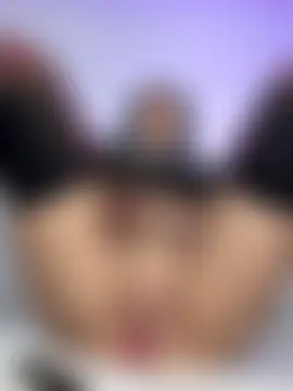 IrisRossie's Live Sex Cam Show