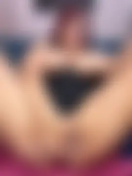 Suyin_squirt22's Live Sex Cam Show