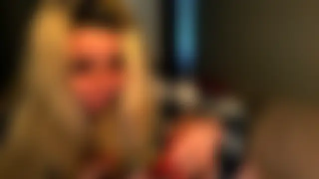 TiaDoll's Live Sex Cam Show