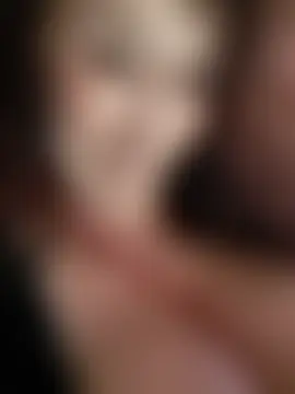 GypsyEsmeralda's Live Sex Cam Show