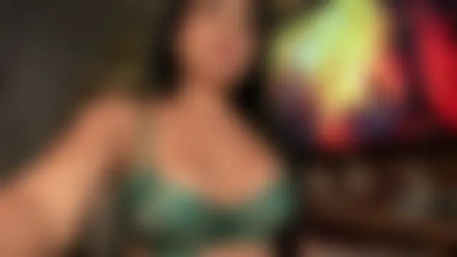 Pocahontascute_33's Live Sex Cam Show