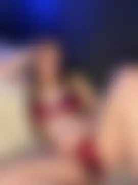 chellerayy's Webcam Show