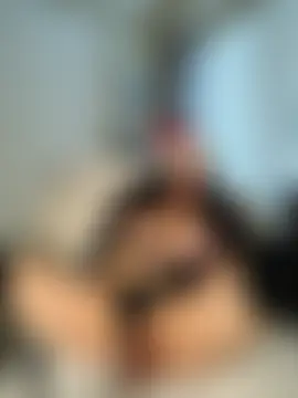 HOTWIFEVenessa69's Live Sex Cam Show