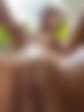 MystiqueXXX's Webcam Show