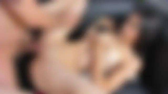 Soffy_sexzone18's Webcam Show