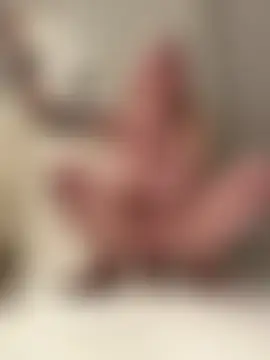 EmaSalis' Webcam Show