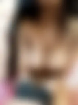 Quun_rosi's Webcam Show