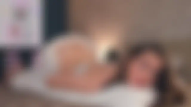 TienKnous' Live Sex Cam Show