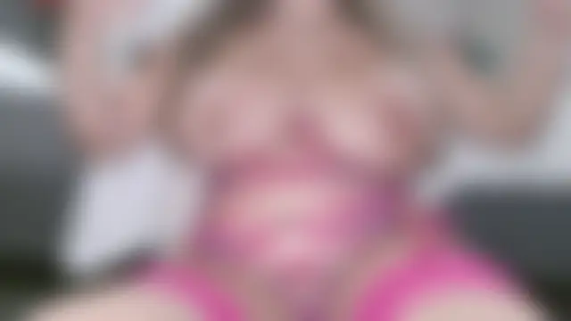 Busty_Slut_UK's Live Sex Cam Show