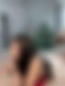 CurlyLara's Live Sex Cam Show