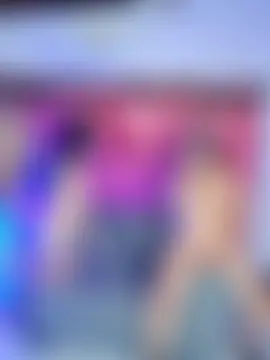 royalgirls_x's Live Sex Cam Show