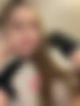 HornyGirlH's Webcam Show