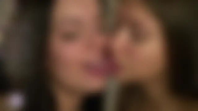 vivid_girls_vg's Webcam Show