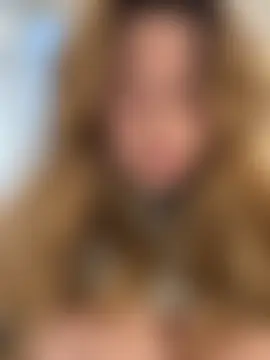 curvyflawless' Webcam Show