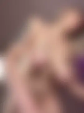 HugeBoobsAlice's Webcam Show