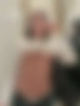 nicole111's Live Sex Cam Show