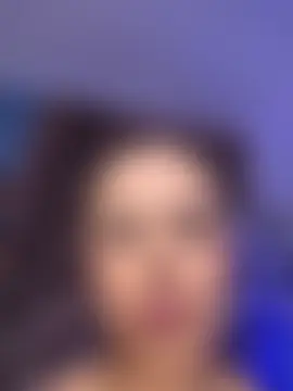 AubrieleRouj1's Live Sex Cam Show