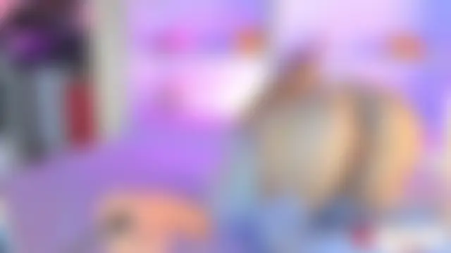 ChiaraLewis' Live Sex Cam Show