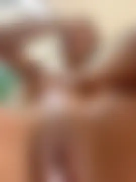 MystiqueXXX's Webcam Show