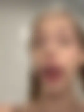 kira_mia's Live Sex Cam Show