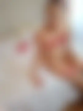 Elnonoykeila77's Webcam Show