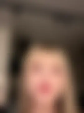 BellaSecrettt's Live Sex Cam Show