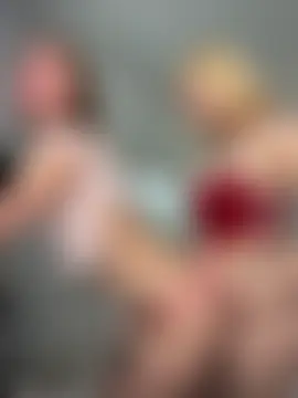 elloriah's Webcam Show