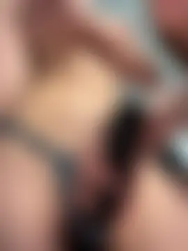 elloriah's Webcam Show