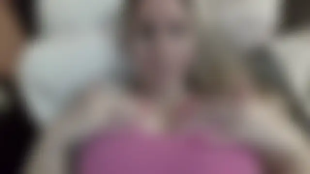 TheCougarNextDoor's Webcam Show