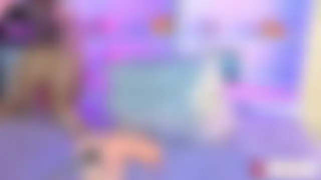 ChiaraLewis' Live Sex Cam Show