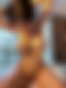 Wet__Bunny's Webcam Show