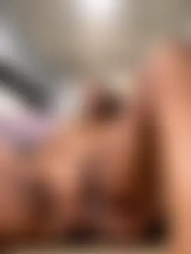 Mercedes_555's Webcam Show