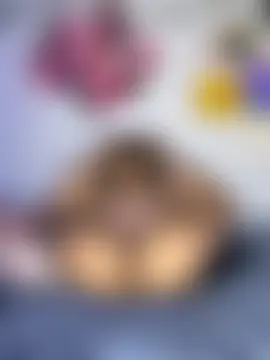 maisie_goldxx's Webcam Show