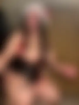 BustiBunny69's Webcam Show