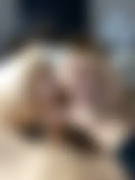 Naturalmilf's Live Sex Cam Show