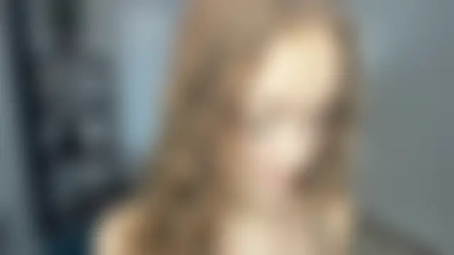 SerrenaAa's Live Sex Cam Show