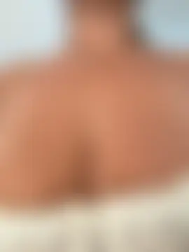 Ninabigtitied's Live Sex Cam Show