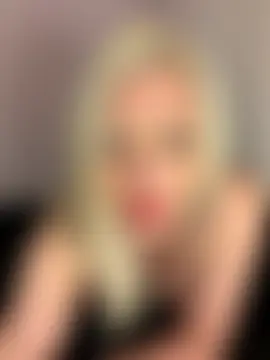 SallyCumLaude's Live Sex Cam Show