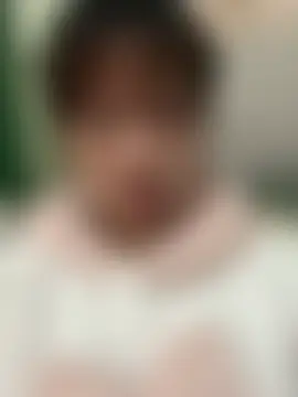 qinejr37's Live Sex Cam Show