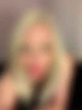 SallyCumLaude's Live Sex Cam Show