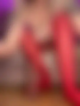 HugeBoobsAlice's Live Sex Cam Show