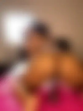 LoveBustyX's Webcam Show